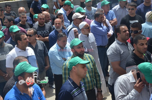 فيديو: كفرقاسم يتيمه اليوم ... الالاف في تشيع المرشد والمؤسس فضيلة العلامة الشيخ عبدالله نمر درويش الى مثواه الاخير